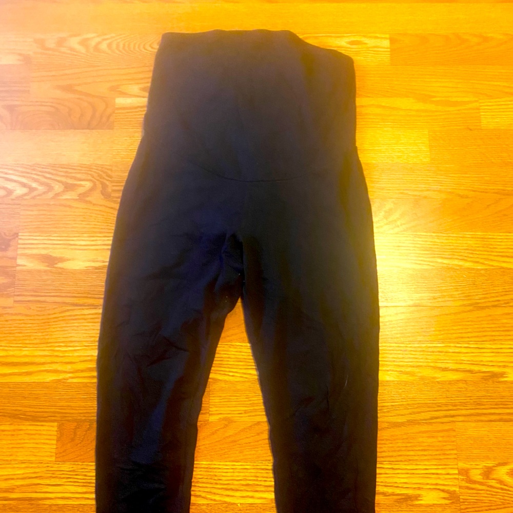 A glow leggings black large